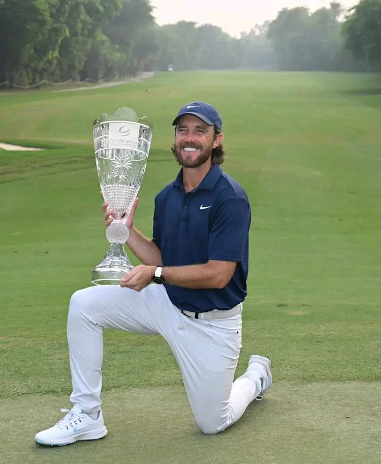 手之一, 湖之战, 屡立战功