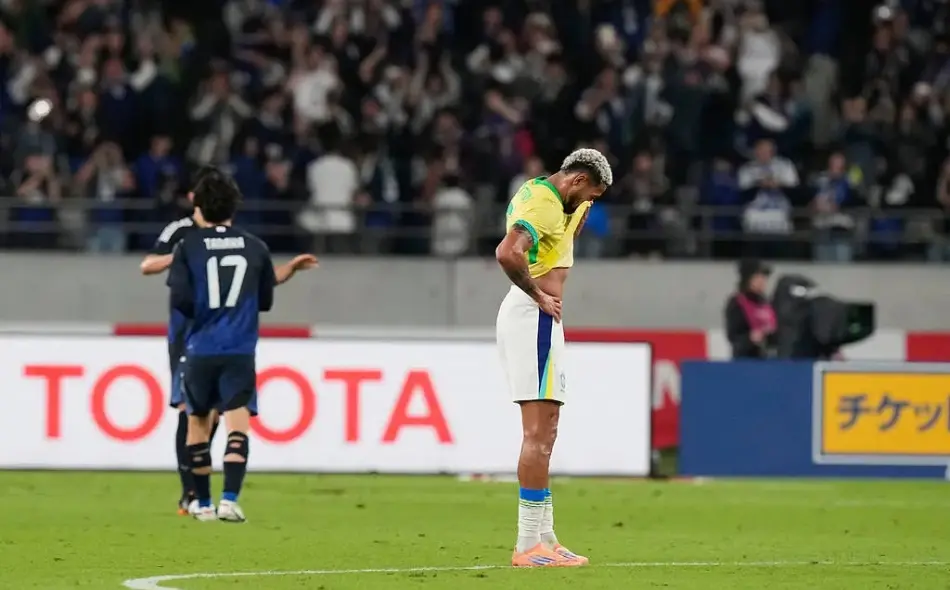 比如说射门, 足协