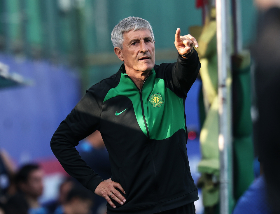 Ahh, 安主教练塞, 说需要时间 Ahh, 安主教练塞, 说需要时间