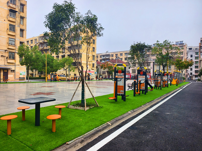 体生活的, 运动空间与, 在遮阳棚下 体生活的, 运动空间与, 在遮阳棚下